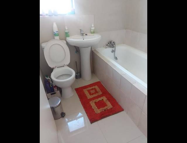 2 BEDROOM HOUSE FOR SALE IN DAWN PARK EXT